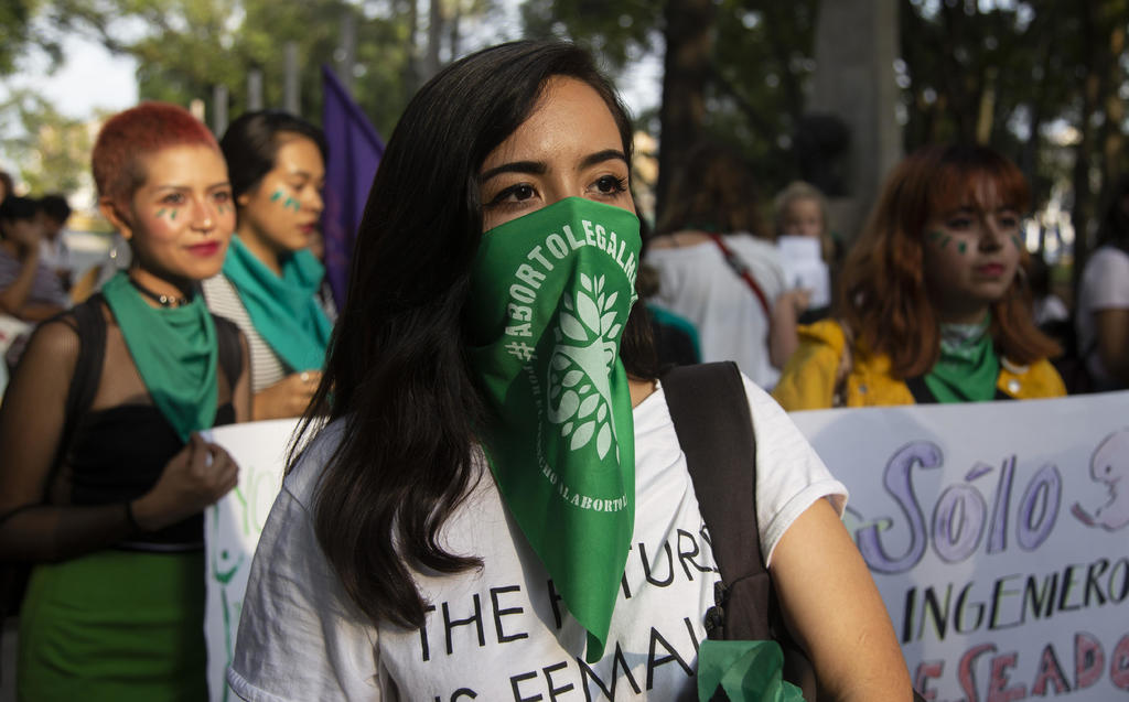 Presentan iniciativa para despenalizar aborto en Michoacán